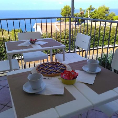 B&B Il Faro Читадела дел Капо Екстериор снимка
