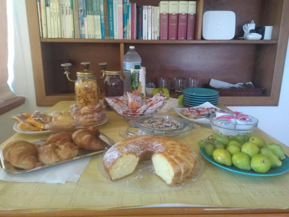 B&B Il Faro Читадела дел Капо Екстериор снимка