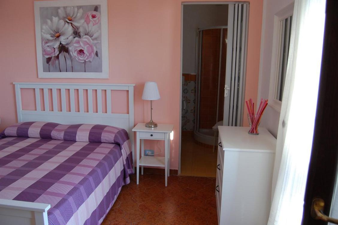 B&B Il Faro Читадела дел Капо Екстериор снимка