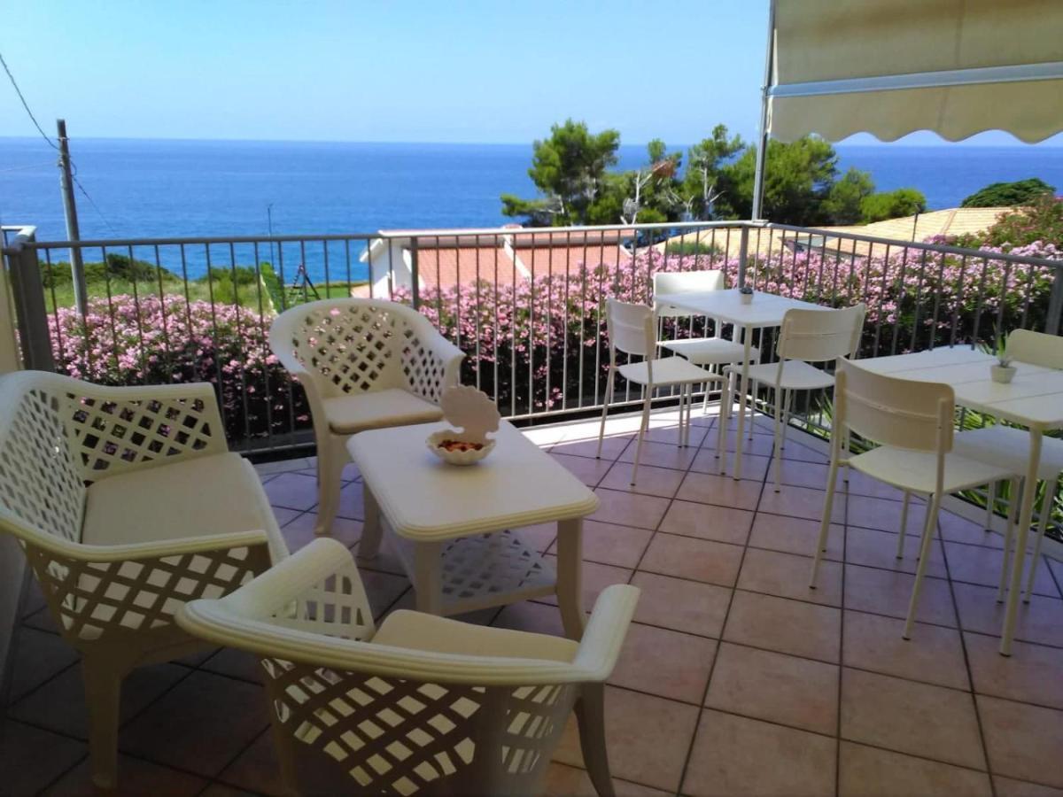 B&B Il Faro Читадела дел Капо Екстериор снимка