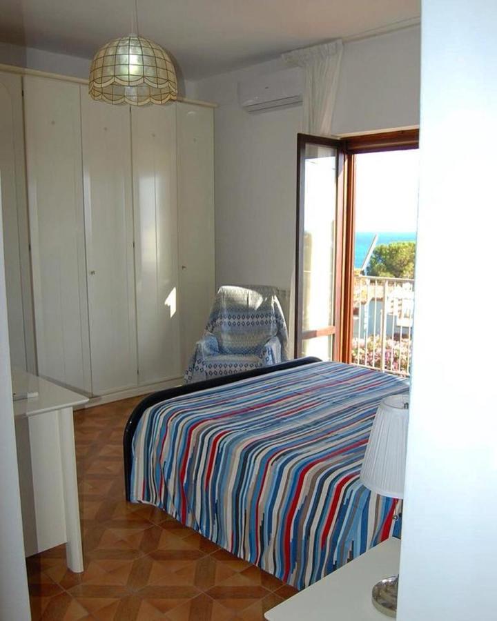 B&B Il Faro Читадела дел Капо Екстериор снимка