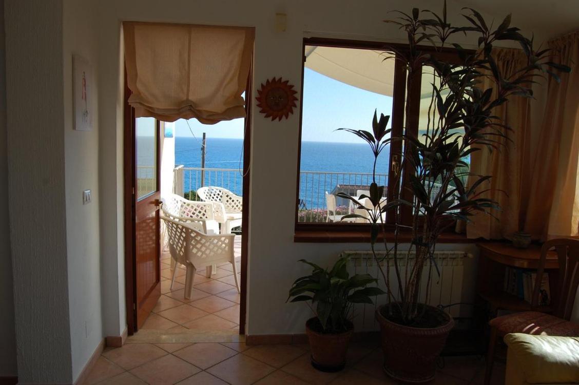 B&B Il Faro Читадела дел Капо Екстериор снимка